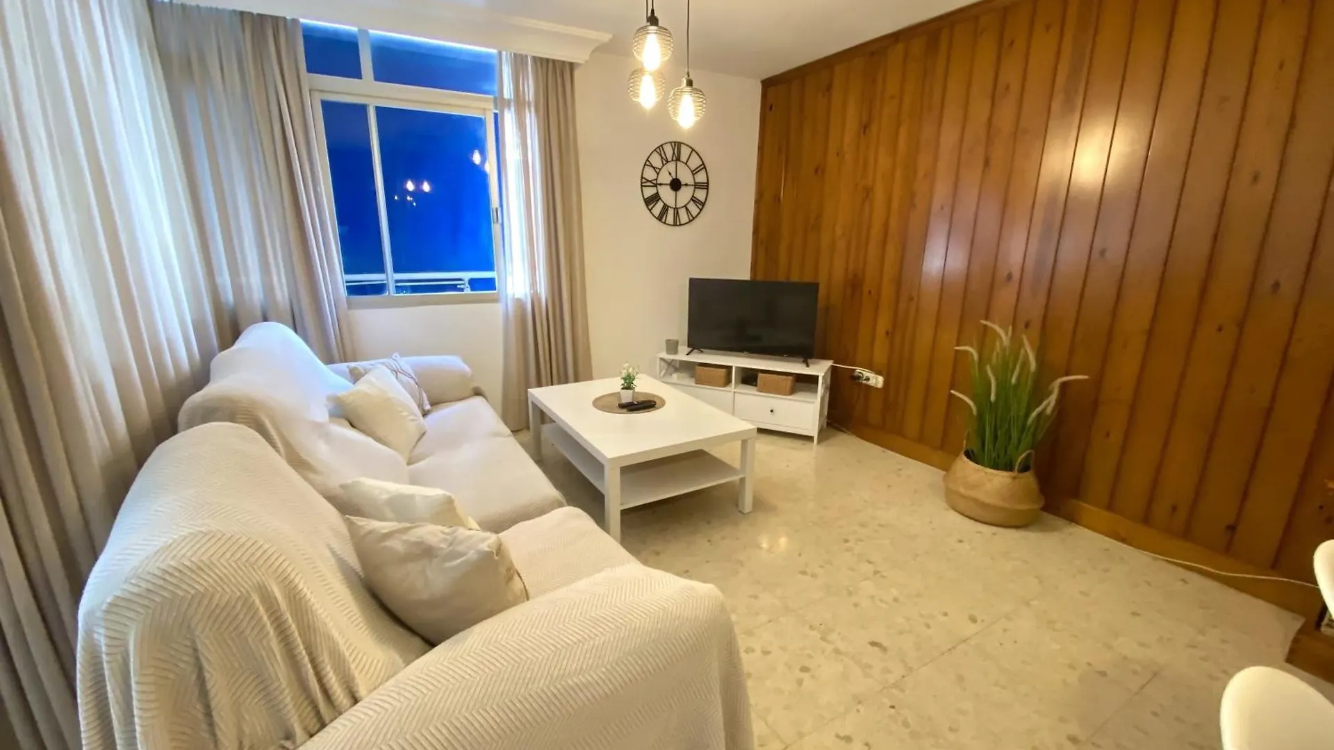 Apartamento Fernando By Solymar Holiday Torre Del Mar Apartment
